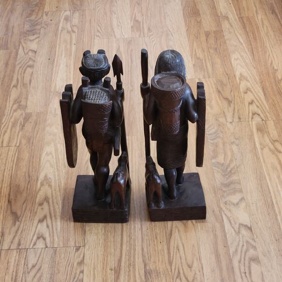 Vintage Latin American Carved Wood Book ends Statues Men and Women with dog - Picture 10 of 12